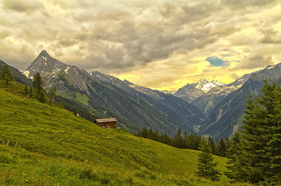 Alpine Valley Photograph by Robert Murray | Fine Art America