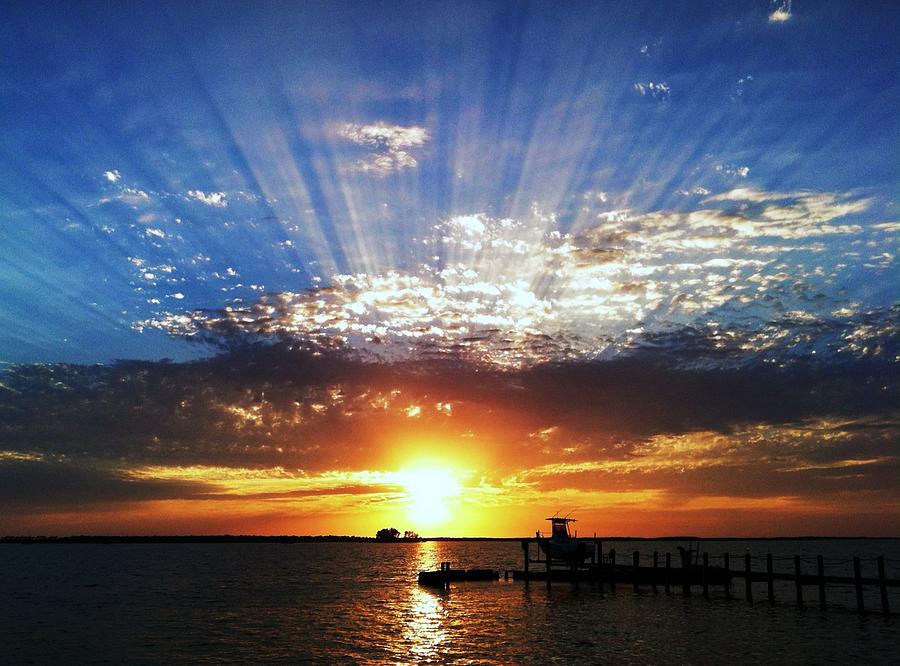 Great Rays Amazing Rays Photograph by Marla Lynn - Pixels