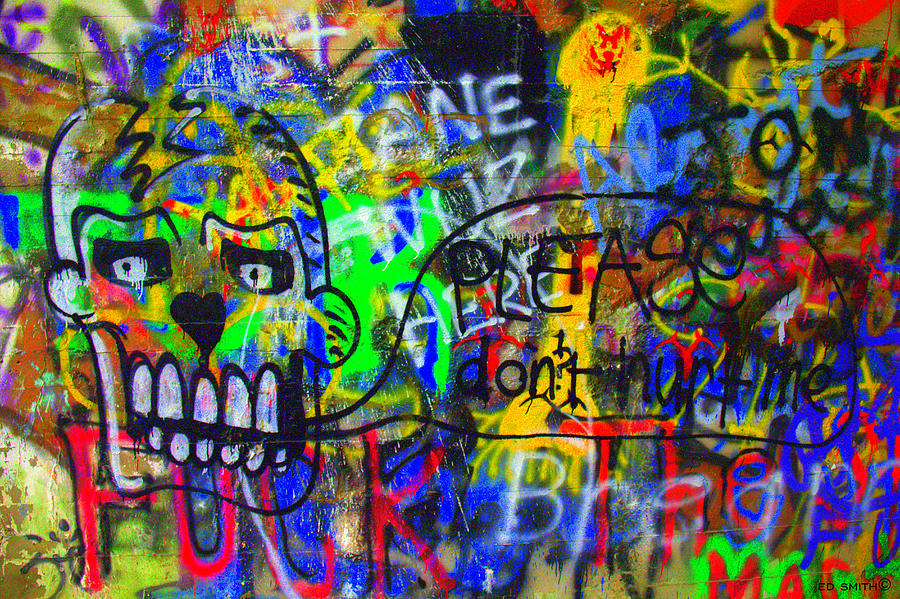 American Graffiti 15 - Crack Head Photograph by Edward Smith