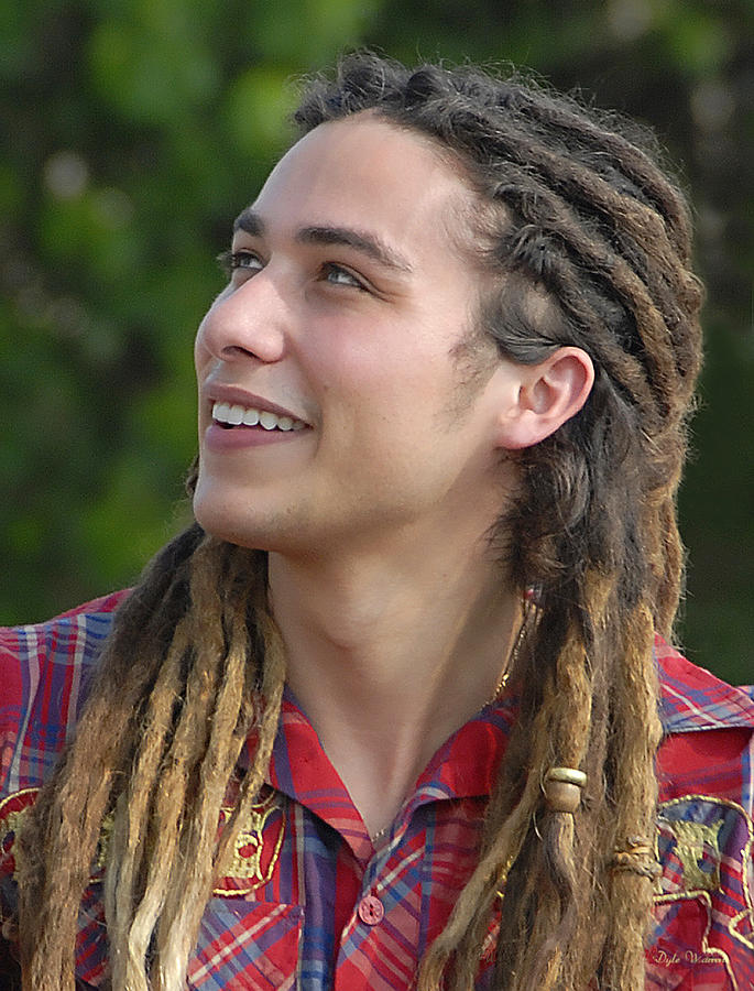 Inspirations News, 'American Idol' Finalist Jason Castro Confesses He  Traded Pop Success For God, 'Why Am I Doing This? To Make a Name? To  Make Some Money?' (VIDEO)