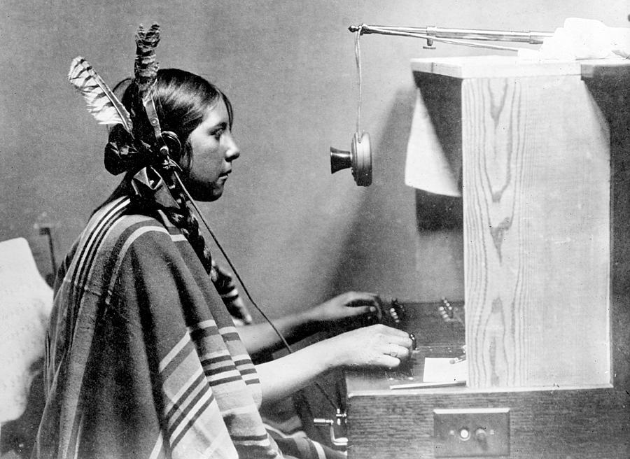 American Indian Telephone Operator, 1925 Photograph by Science Source