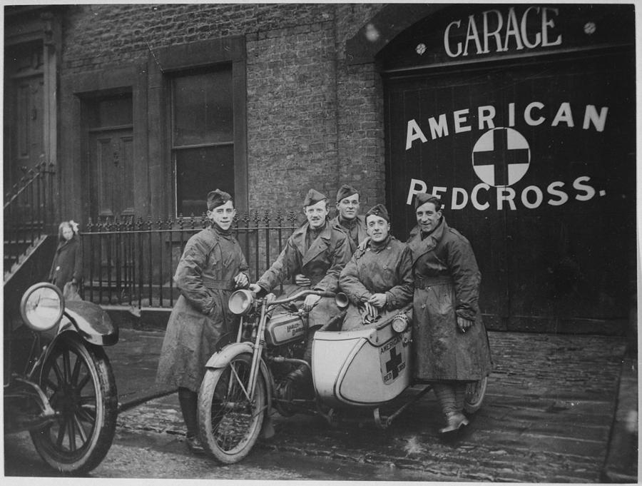 American Red Cross In Great Britain Photograph