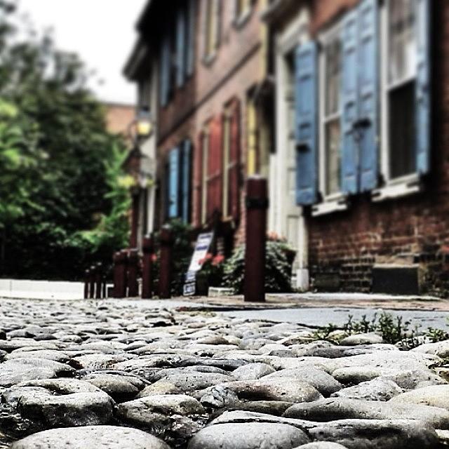 Philadelphia Photograph - Americas Oldest Street by Pix Jax