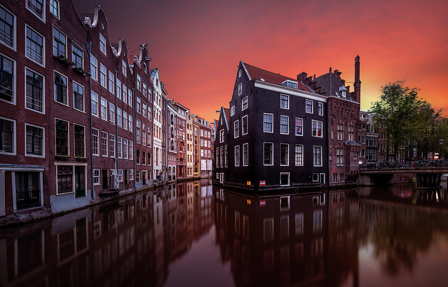 Architecture Photograph - Amsterdam Dawn by Merakiphotographer