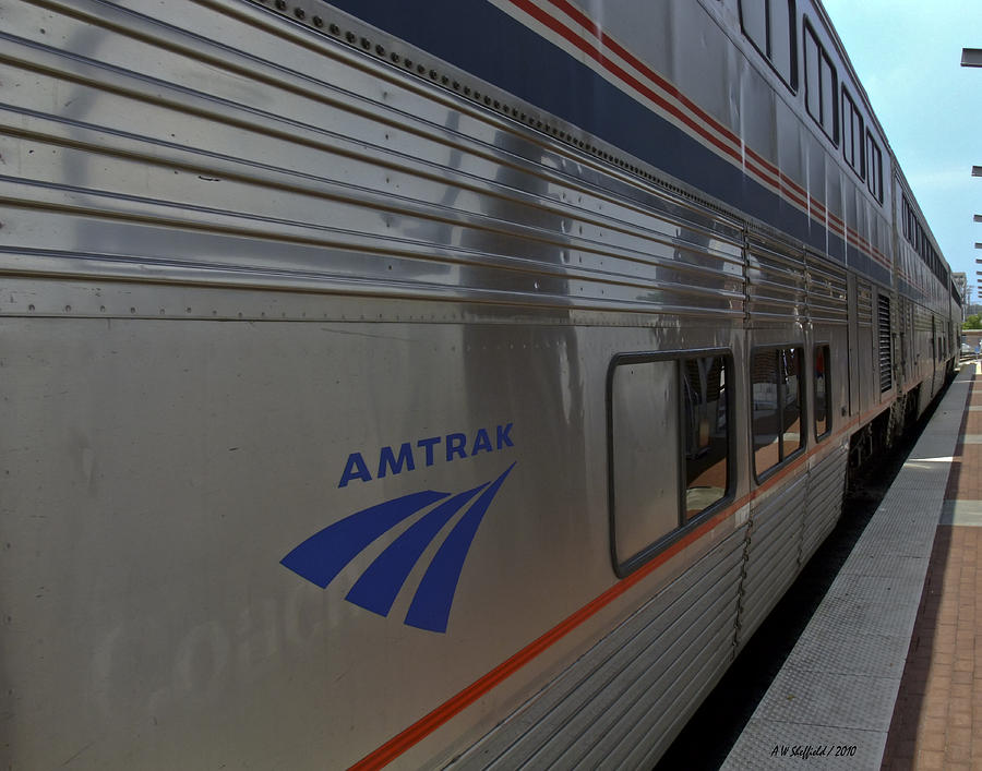 Amtrak - Texas Eagle 2 Photograph by Allen Sheffield | Fine Art America