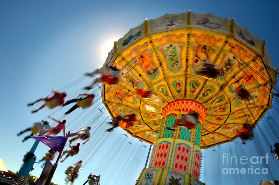 Amusement Park Photograph by Bob Stone - Fine Art America