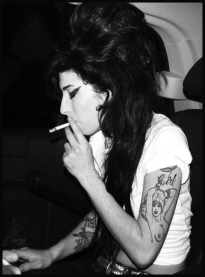 Amy Winehouse Photograph - Amy Winehouse  by Paul Sutcliffe