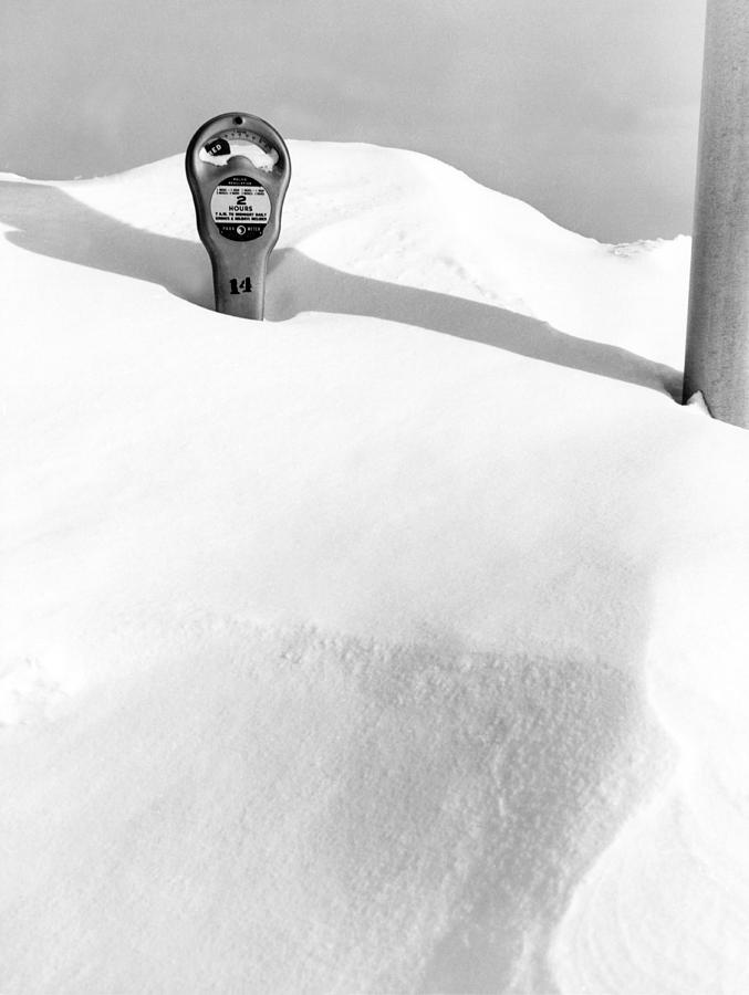 An Expired Parking Meter In The Snow Photograph by Underwood Archives