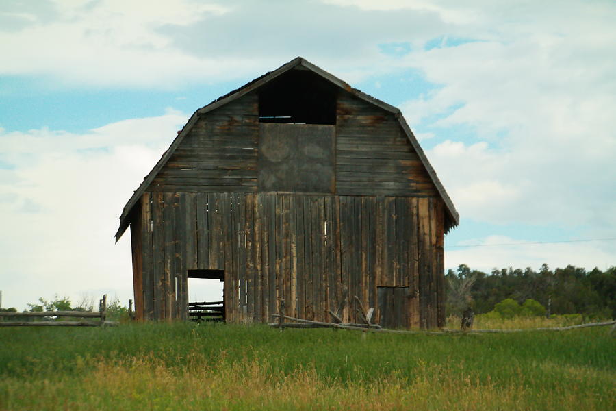 An Old Barn Photograph by Jeff Swan