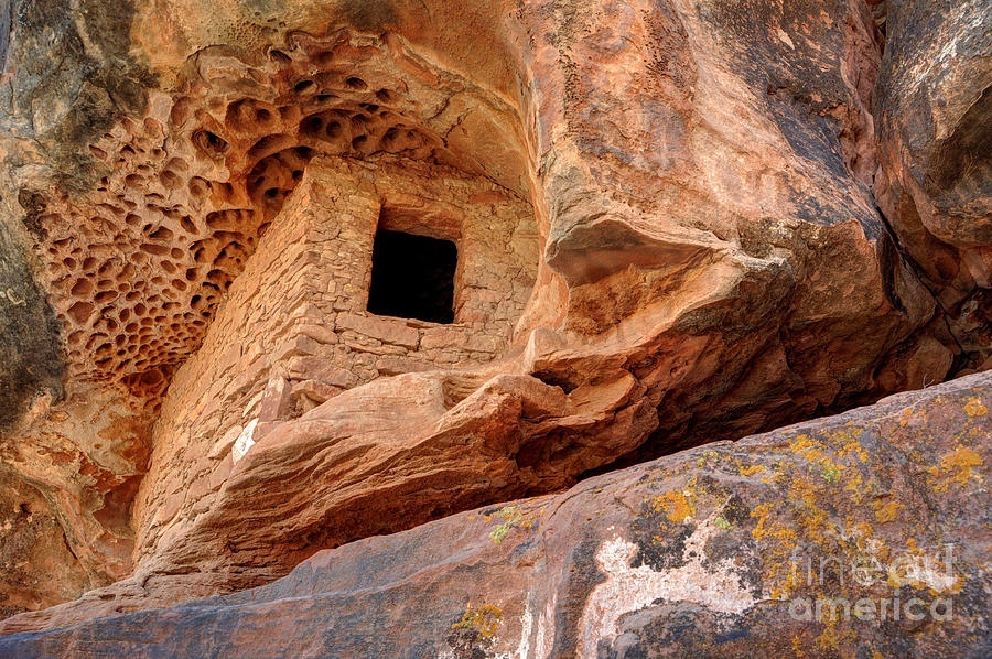 Ancient Anasazi Honeycomb Granary Ruin  Photograph by Gary Whitton