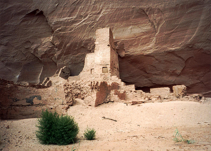Ancient Homes in Canyon de Chelly 1993 Photograph by Connie Fox