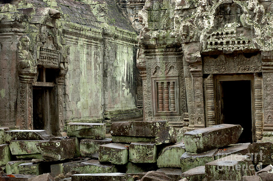 Ancient Ruins Cambodia Photograph by Bob Christopher