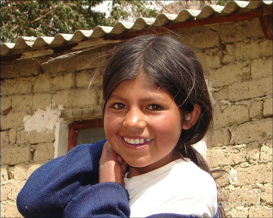 Portrait Photograph - Andes Girl by Lew Davis