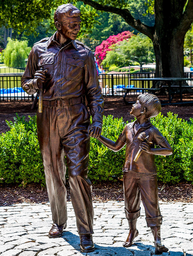 Andy and Opie statue Photograph by Toro The Bull - Arturelia - Pixels