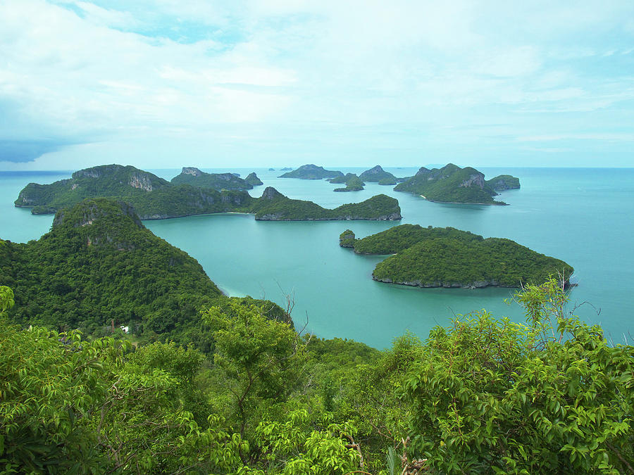 Ang Thong National Marine Park Photograph by Toolx