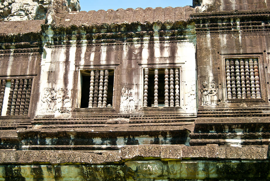 Angkor Wat Building Photograph by James Gay