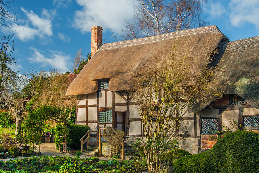 Anne Hathaway Photograph - Anne Hathaways Cottage by David Ross Anne Hathaway Photograph - Anne Hathaways Cottage by David Ross