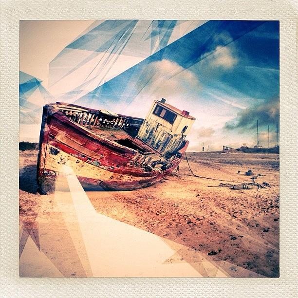 Abstract Photograph - Another Edit Of @swturn3r Cracking Boat by Robert Campbell