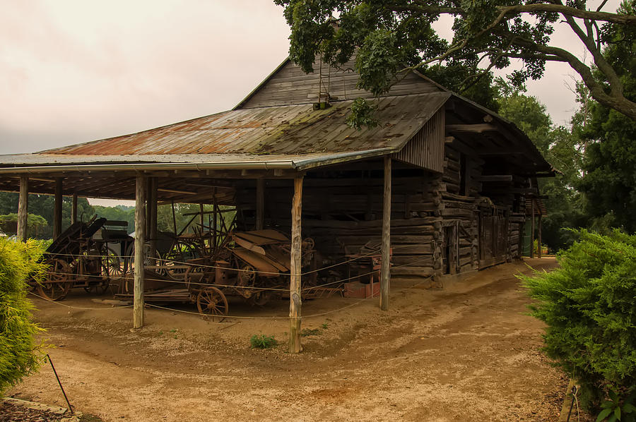 Antique barn Photograph by Flees Photos