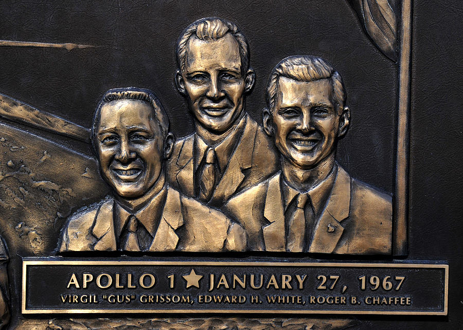Apollo1 memorial detail Photograph by David Lee Thompson