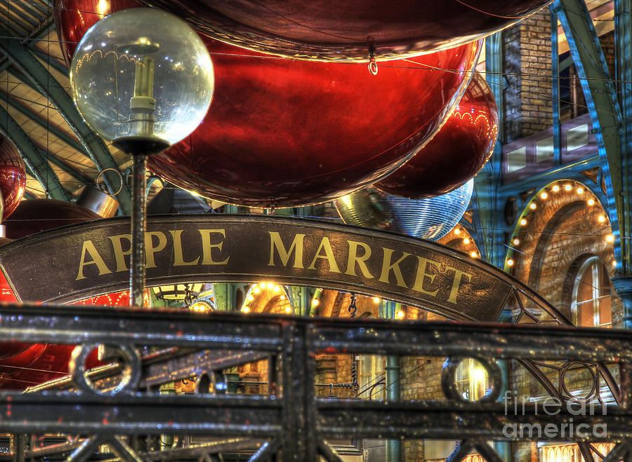 Apple Market Horizontal Photograph by Jasna Buncic