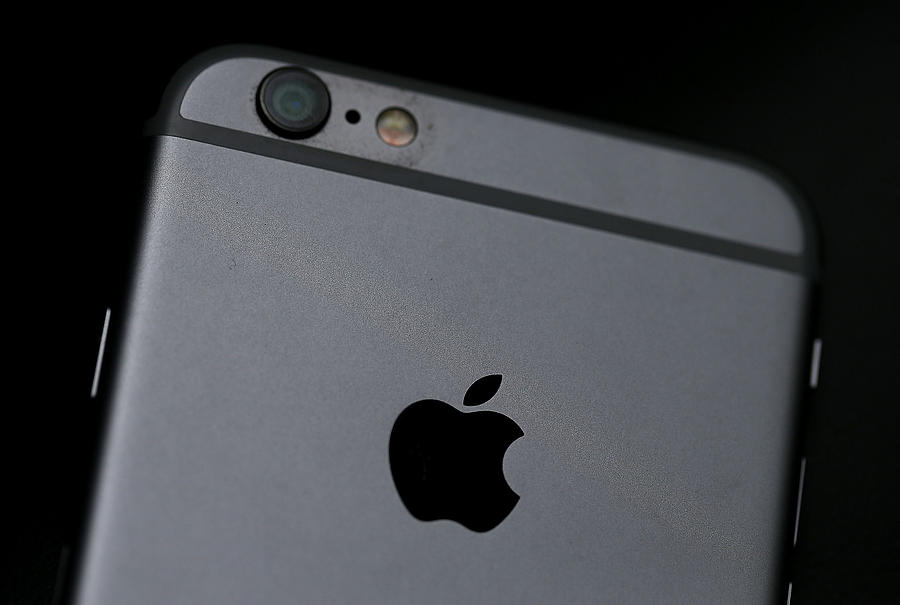 Apple Quarterly Earnings Buoyed By Strong iPhone Sales Photograph by Justin Sullivan Apple Quarterly Earnings Buoyed By Strong iPhone Sales Photograph by Justin Sullivan