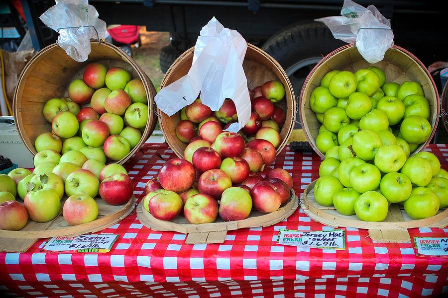 Apple Photograph - Apples for Sale by Colleen Kammerer