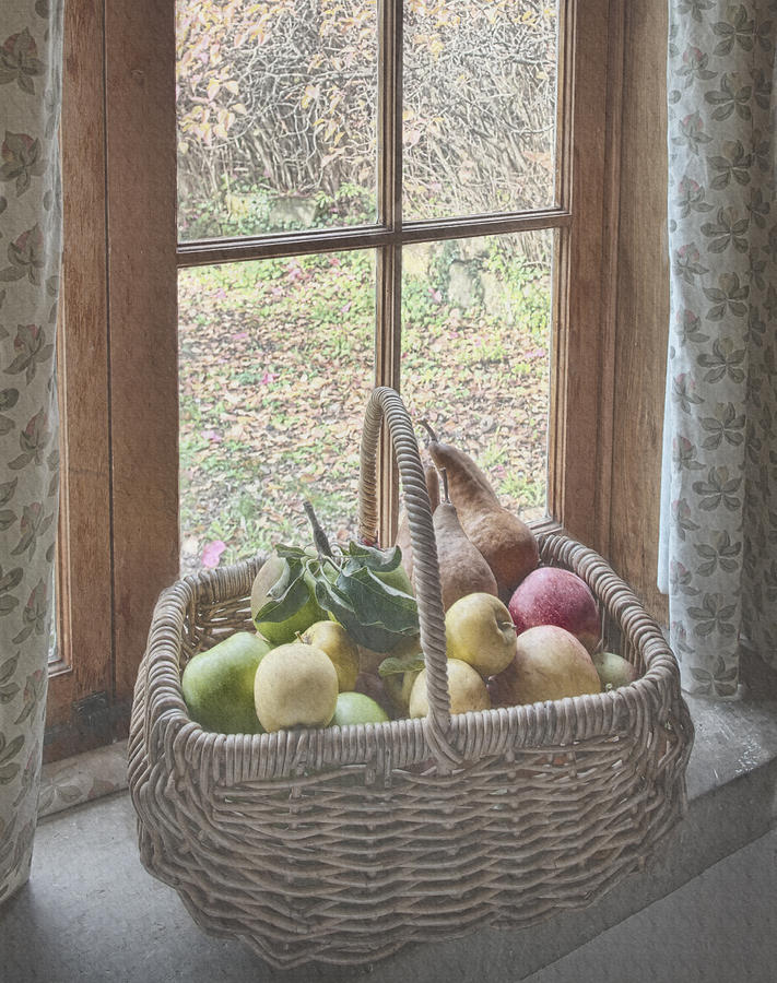 Apples in a country kitchen window Photograph by Frank Lee