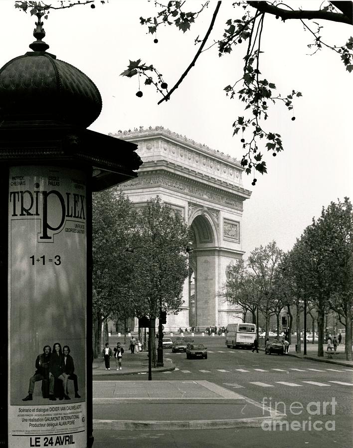 Arc de Triomphe 1992 Photograph by Dennis Knasel - Fine Art America