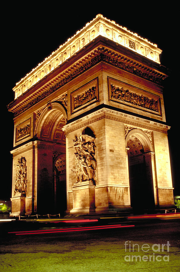 Arc De Triomphe Photograph by Dale E. Boyer