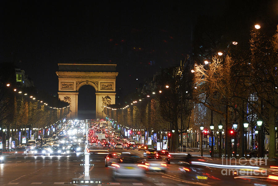 Arc de Triomphe Paris. Photograph by Borislav Stefanov - Pixels