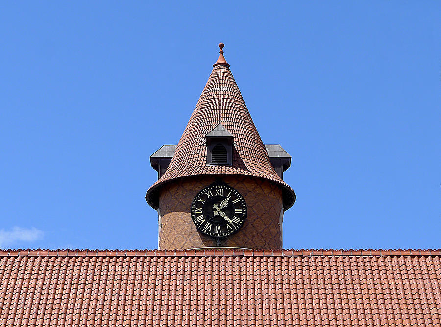 Arcadia - Murphy Hall Clock Photograph by Richard Reeve