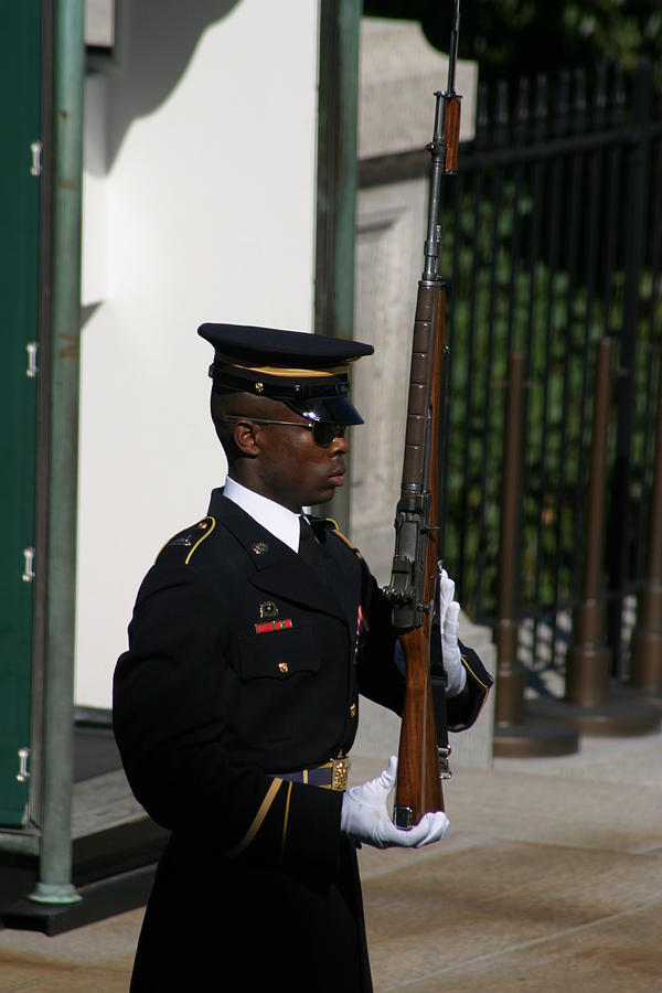 Arlington Photograph - Arlington National Cemetery - Tomb of the Unknown Soldier - 12122 by DC Photographer