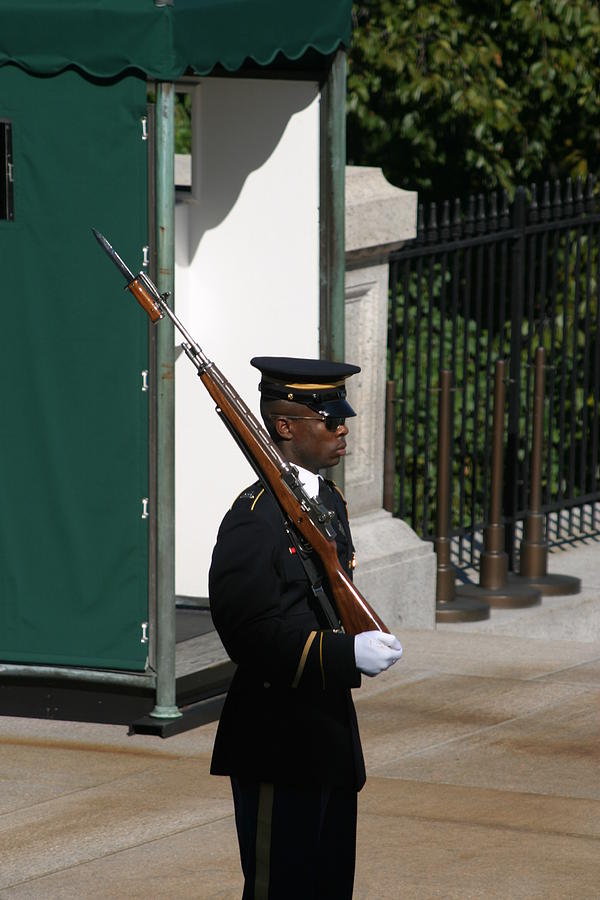 Arlington Photograph - Arlington National Cemetery - Tomb of the Unknown Soldier - 12123 by DC Photographer