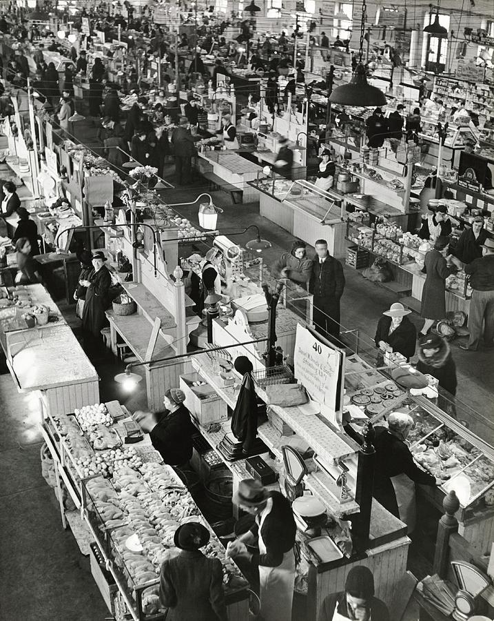 Armish Market In Lancaster Photograph by George Karger