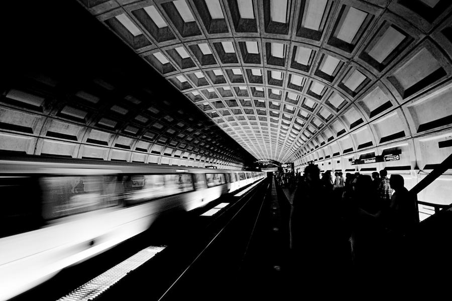 Arriving Metro Photograph by Paul Riedinger