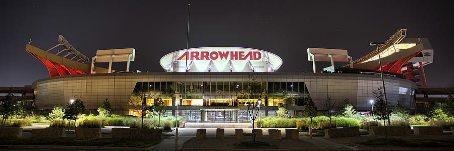 Kansas City Chiefs Photograph - Arrowhead Night by Thomas Zimmerman