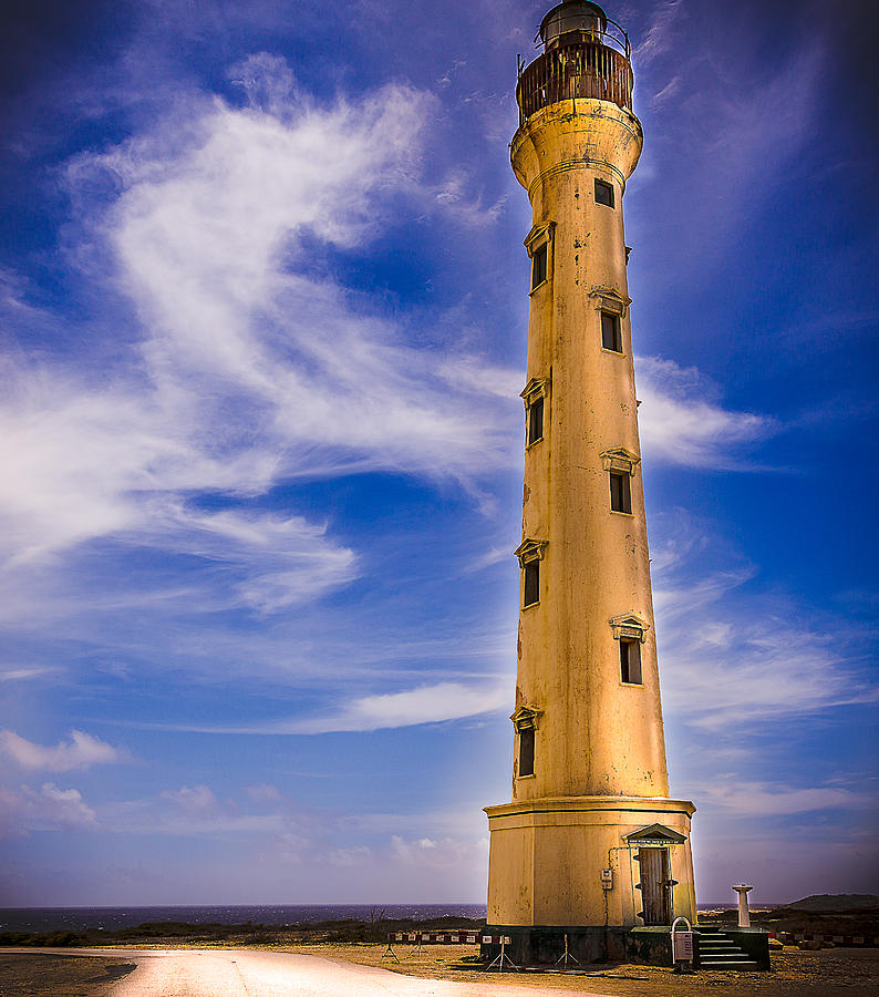 california lighthouse aruba images        
        <figure class=