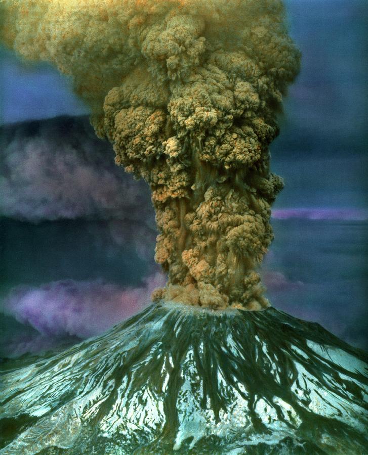 Ash Plume From Mount St Helens In 1980 Photograph by Science Photo ...