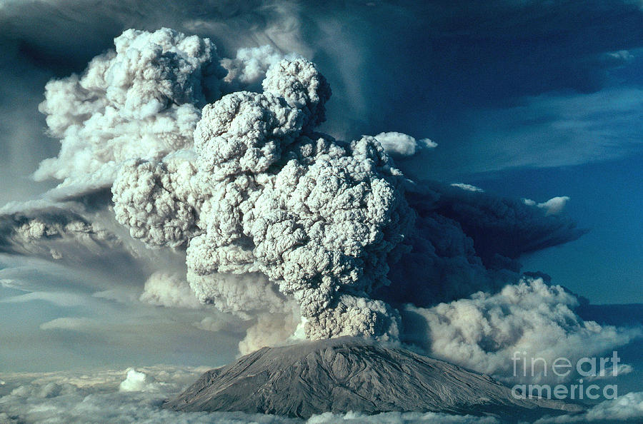 Ash Plume, Mount St. Helens Photograph by David Weintraub - Fine Art ...