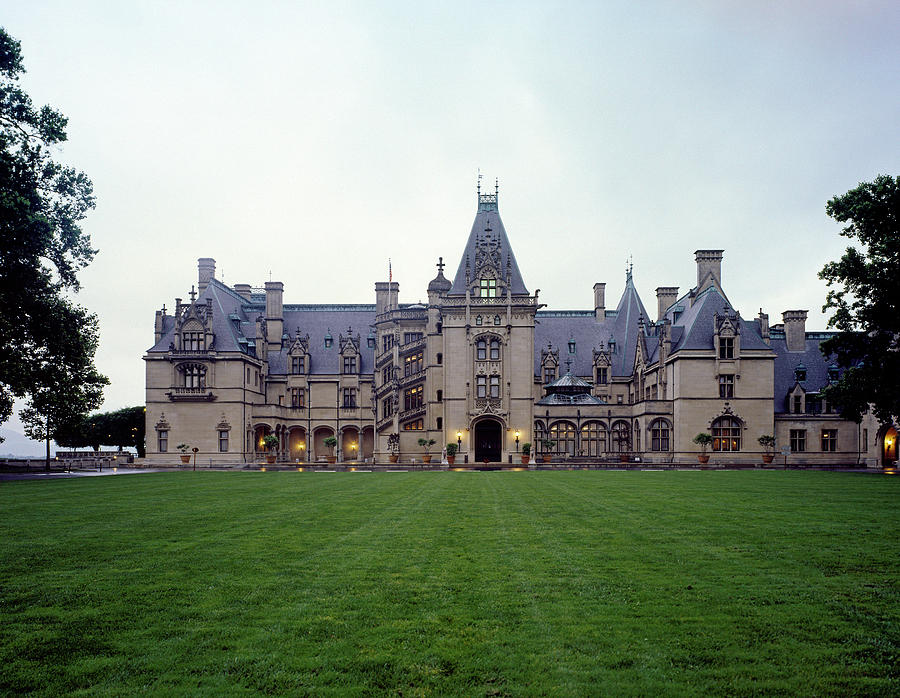 Asheville Biltmore Mansion Photograph by Granger - Fine Art America