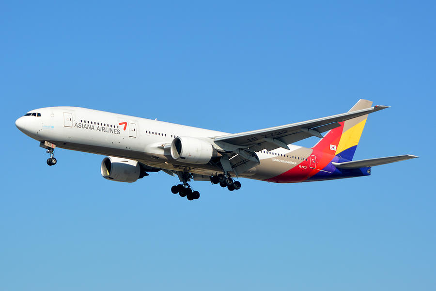 Asiana Airlines Boeing 777-28EER HL7732 KLAX January 19 2015 Photograph by Brian Lockett