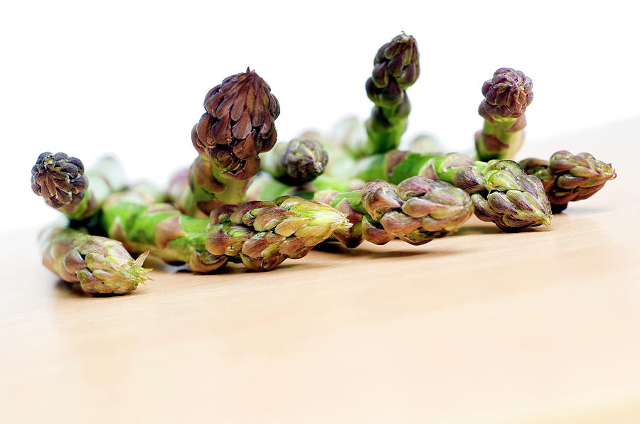 Asparagus Spears Photograph by Daniel Sambraus/science Photo Library