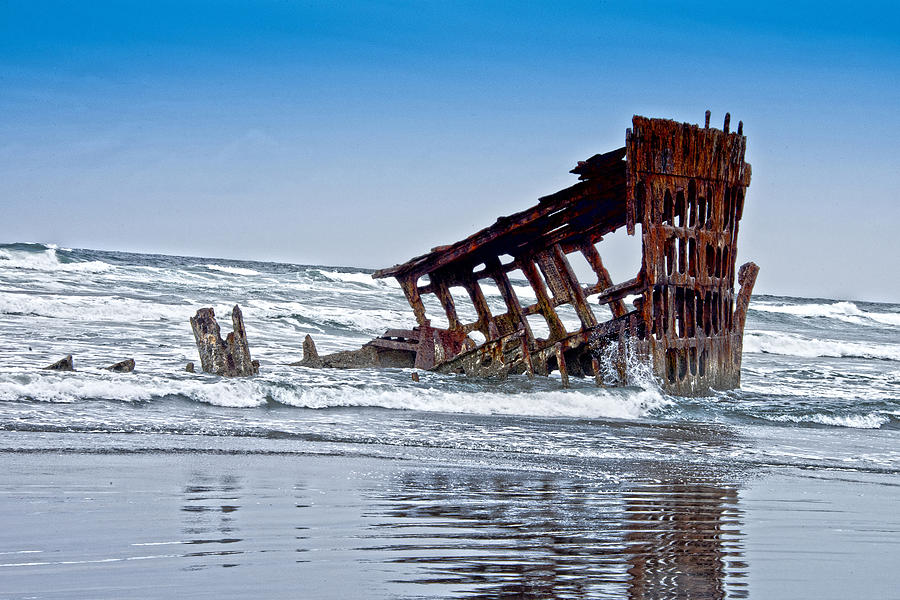 Astoria Shipwreck Photograph - Astoria shipwreck by David Simpson