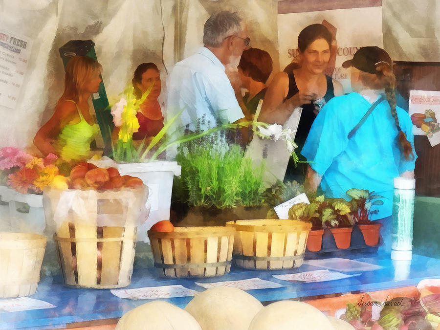 Fruit Photograph - At the Farmers Market by Susan Savad
