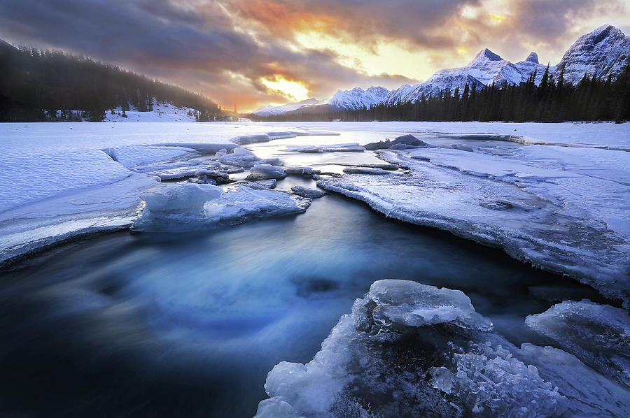 Athabasca Sunrise Photograph by Yu Liu Photography