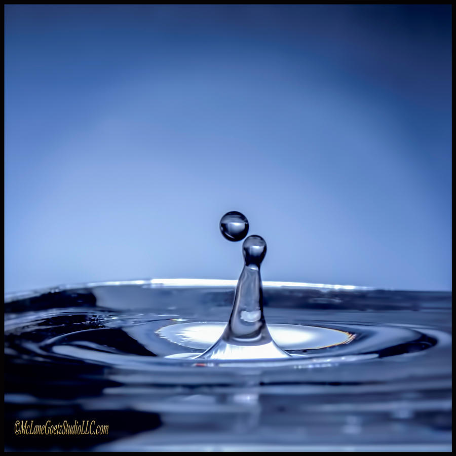 Attraction Water Droplets Photograph by LeeAnn McLaneGoetz ...