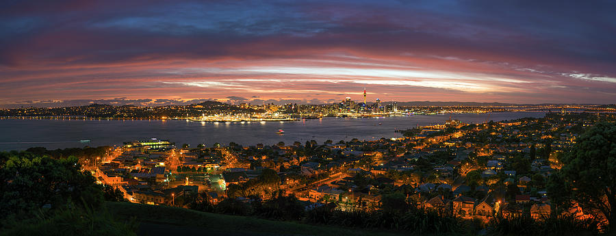 Auckland City - Stunning Twilight Show Photograph by Atomiczen