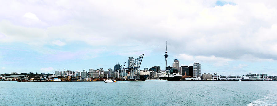 Auckland Photograph - Auckland Waterfront by C H Apperson