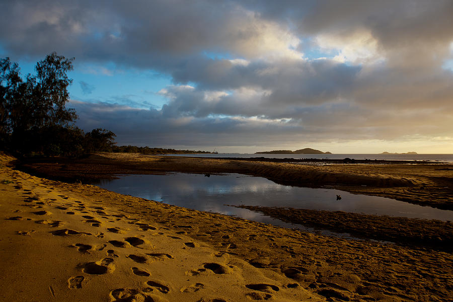 Australian Coastline Loyalty Beach Photograph by Carole Hinding